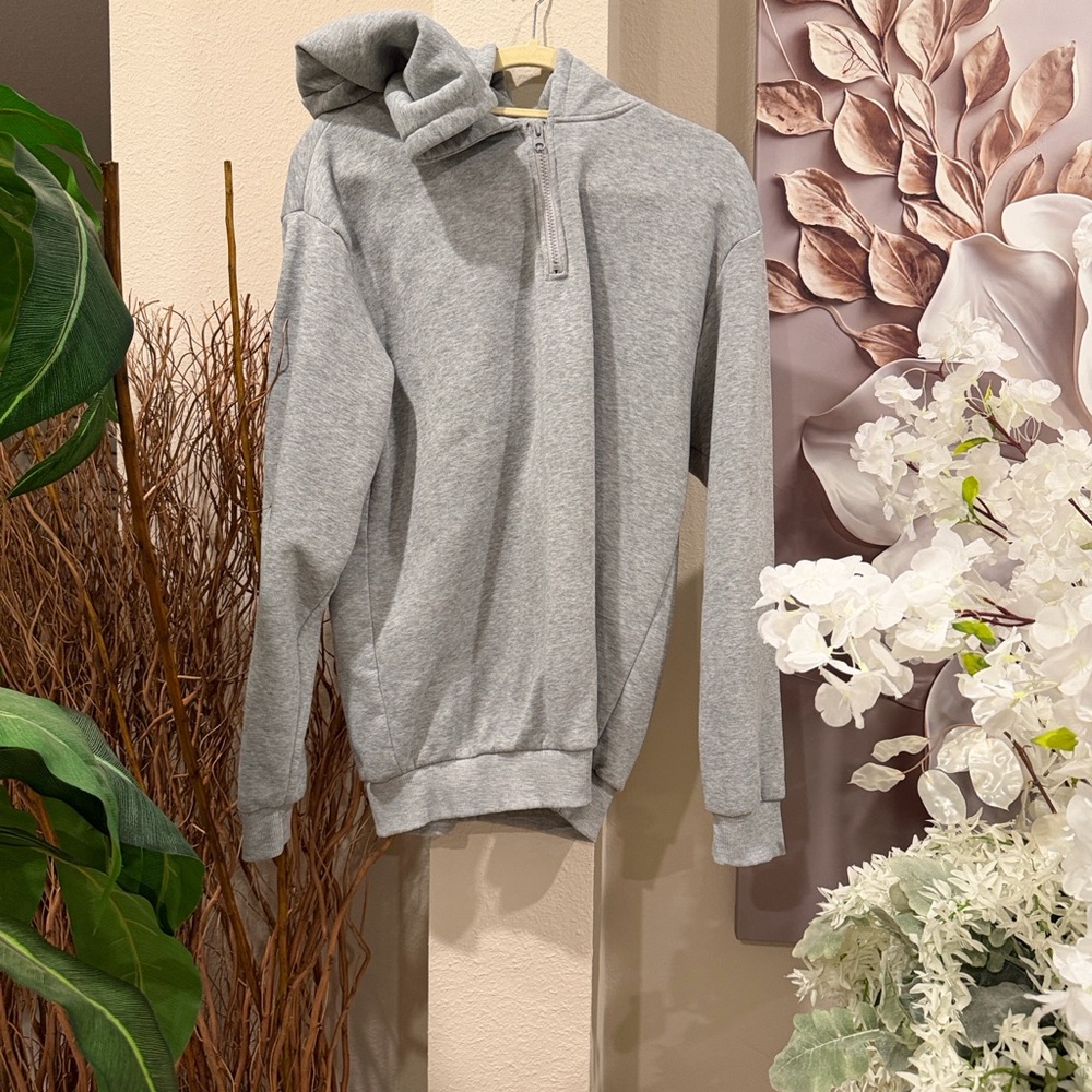Gray Graphic Hoodie Skirt with SZA Sports Print - Picture 14 of 16